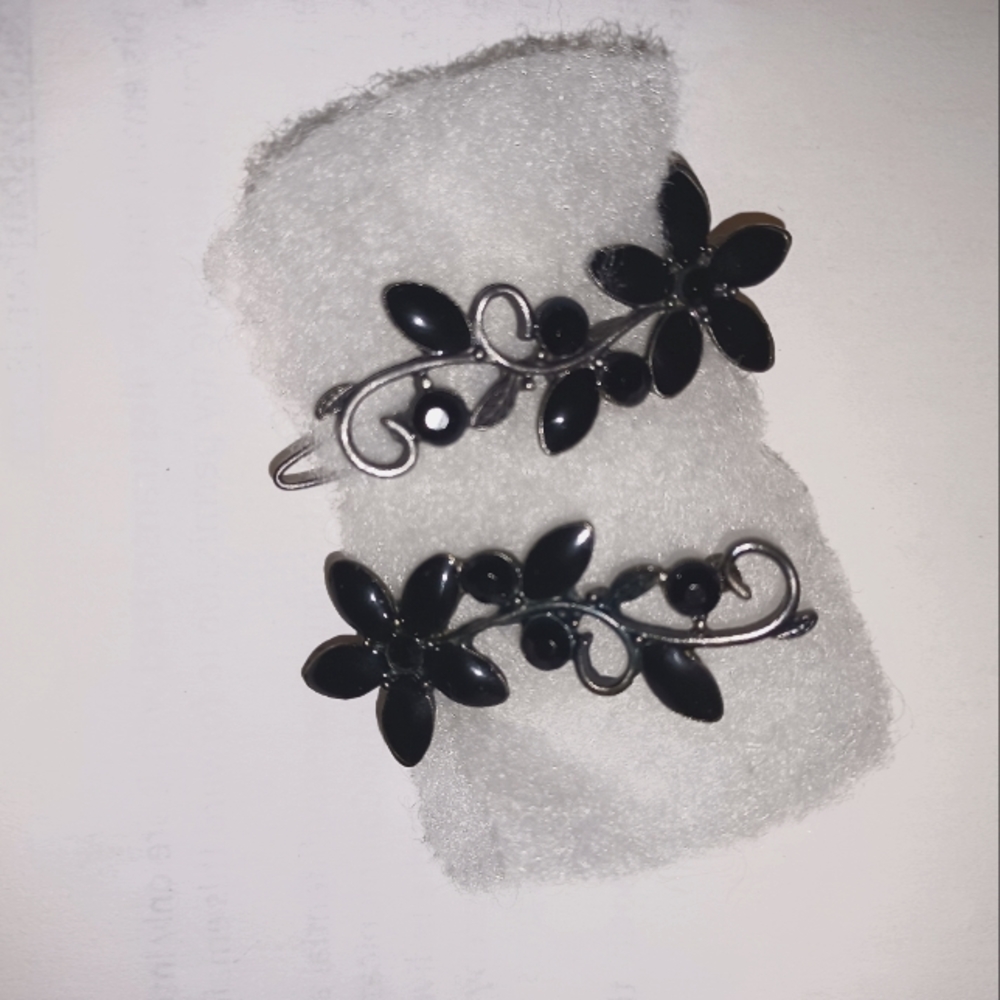 Barrettes